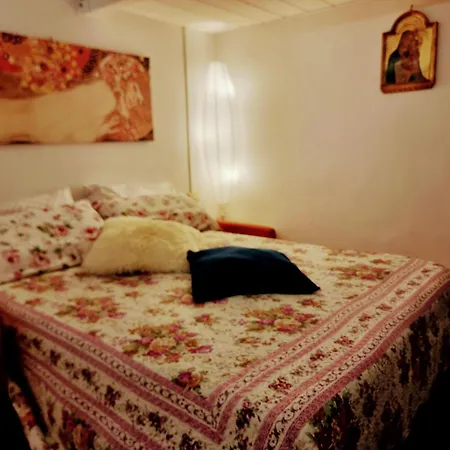 Laura Apartamento Florencia